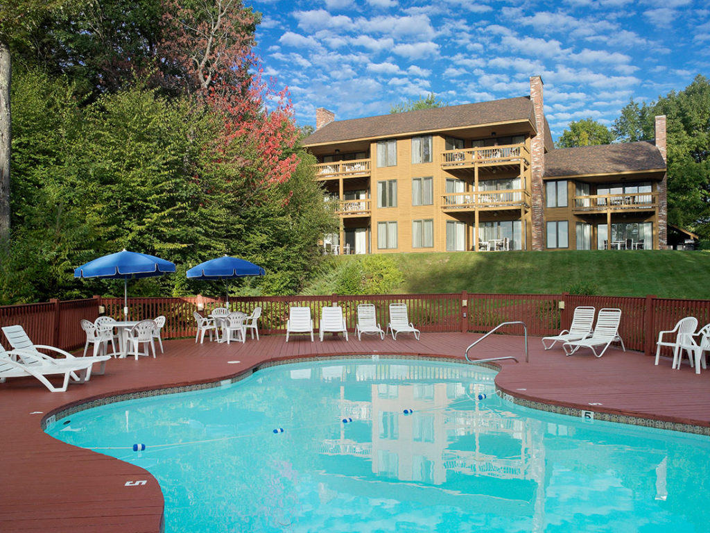 Gallery Showing Amenities & Grounds Path Resorts